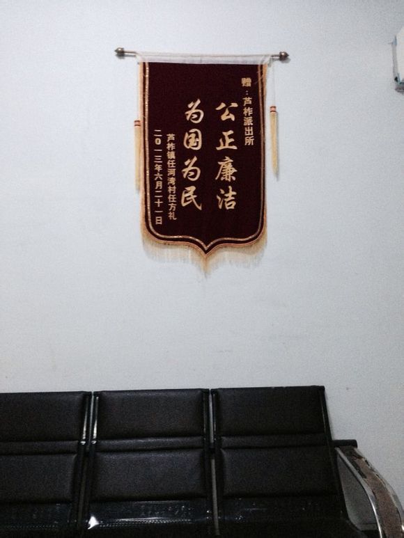 1f82d788d43f8794947a6c36d01b0ef41ad53a63.jpg