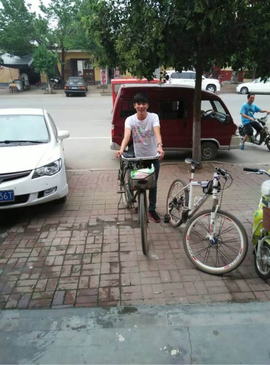 这是谁
