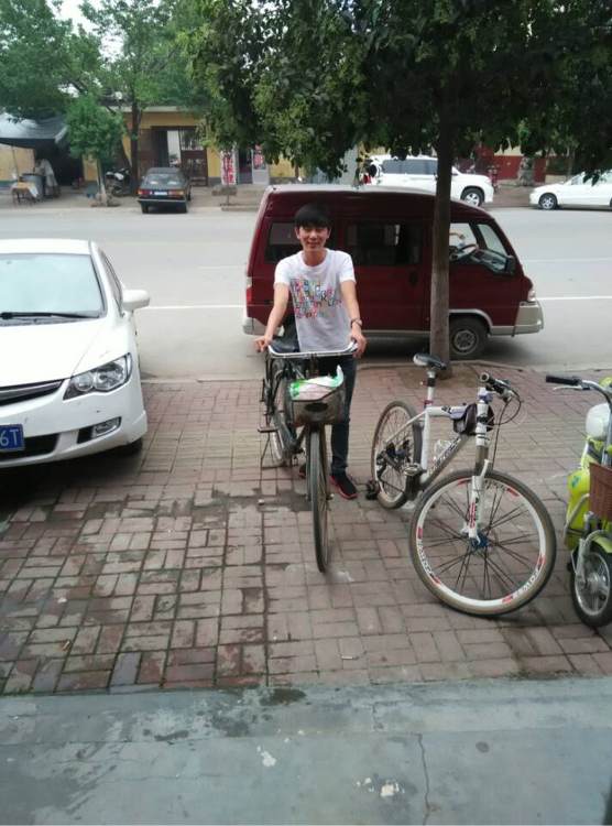 这是谁