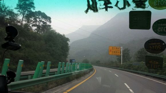 苍山出发去拉萨