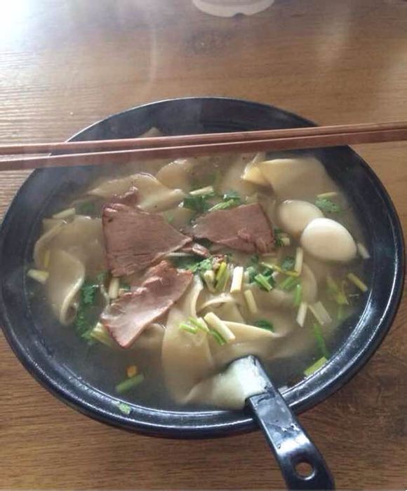 今天中午去吃刚开业的河南烩面，明天去吃吃吧友的牛肉粉丝汤～