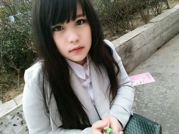 我在摆摊，好冷啊，求行动支持