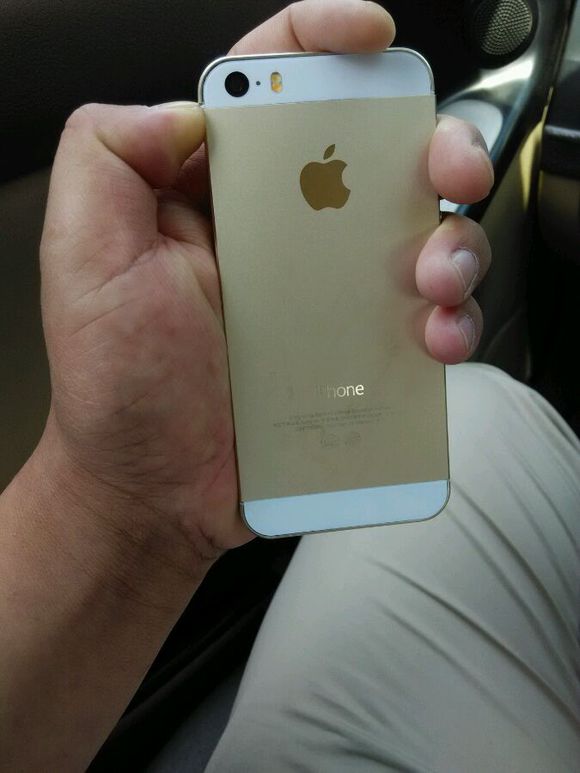 天运附近出现拿着假手机行骗的