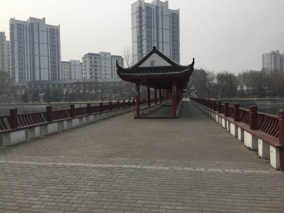 福利福利，春暖花开，找个地方一起我教你弹吉他吧！！