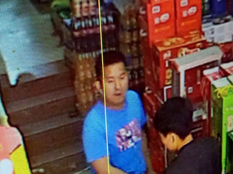 11712