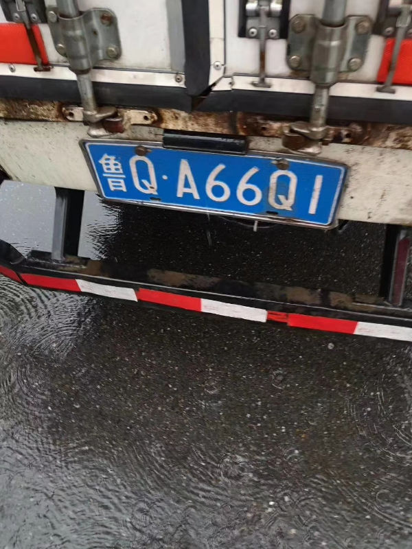 16439